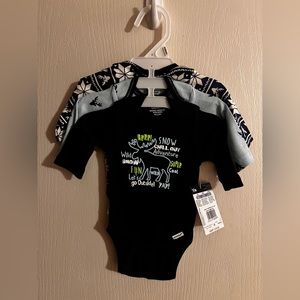 Gerber 3 piece bodysuit set NWT